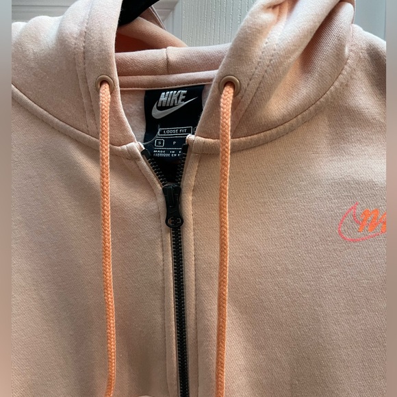 Nike jacket - Picture 4 of 4